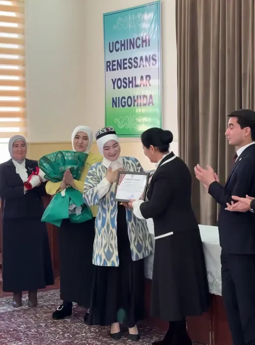 Qo‘qon universitetining Boshlang‘ich ta’lim yo‘nalishi 3-bosqich talabasi Muqimjonova Nilufarxon “Islom Karimov” nomli davlat stipendiyasi sohibasi bo‘ldi.