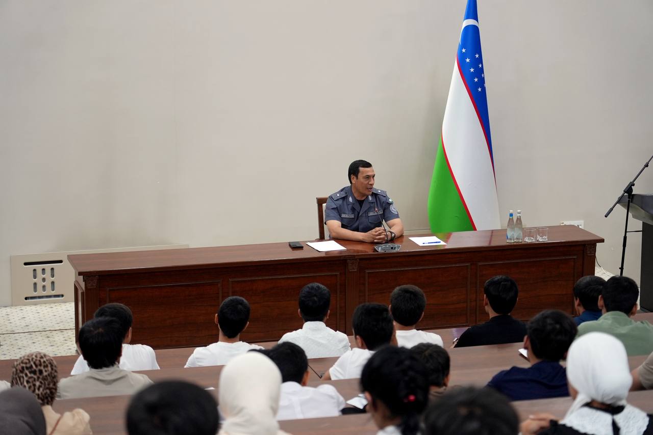 Qo‘qon universitetida O‘zbekiston Respublikasi Ichki ishlar vaziri o‘rinbosari Bekmurod Tojimirzayevich Abdullayev yoshlar bilan uchrashdi